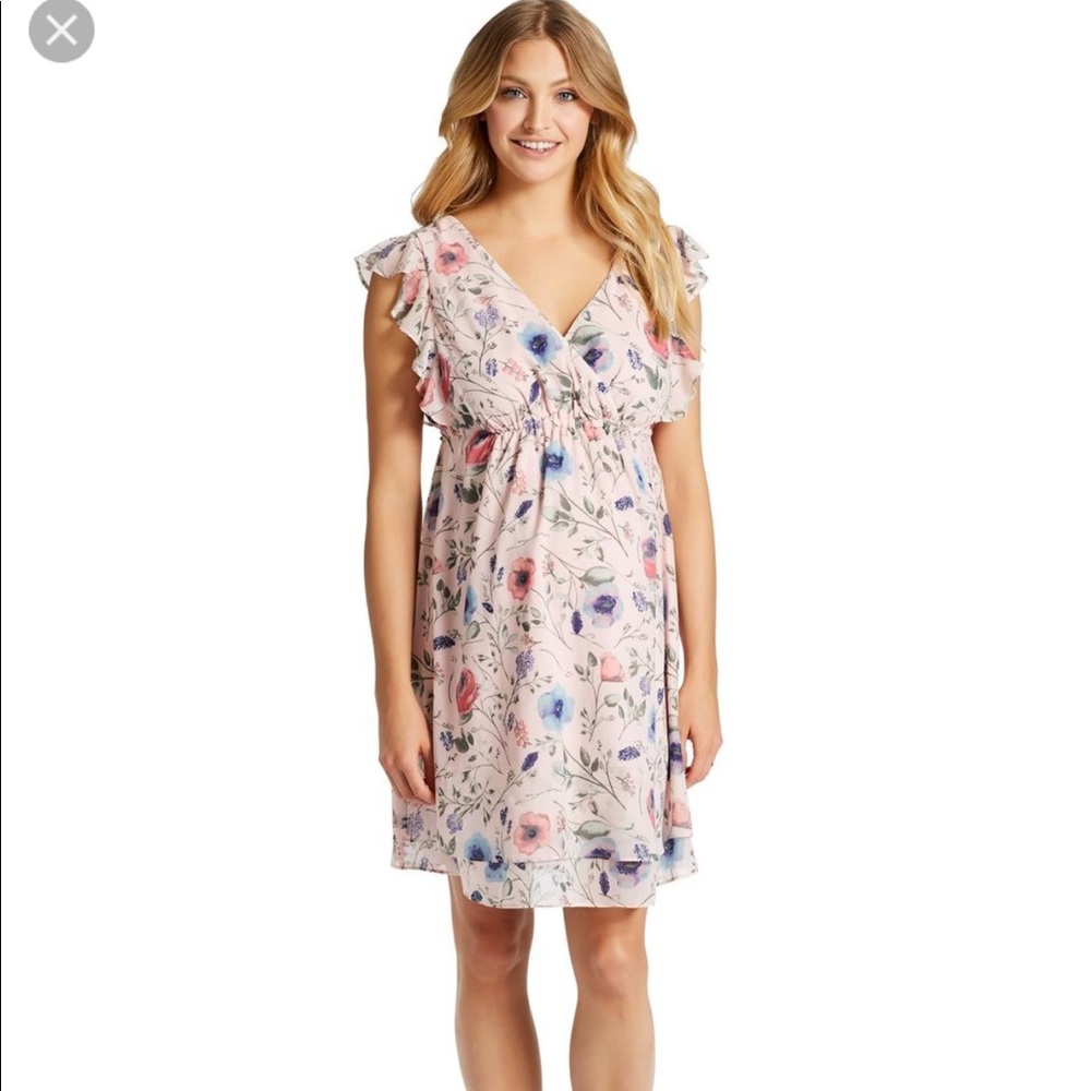 Jessica Simpson Maternity